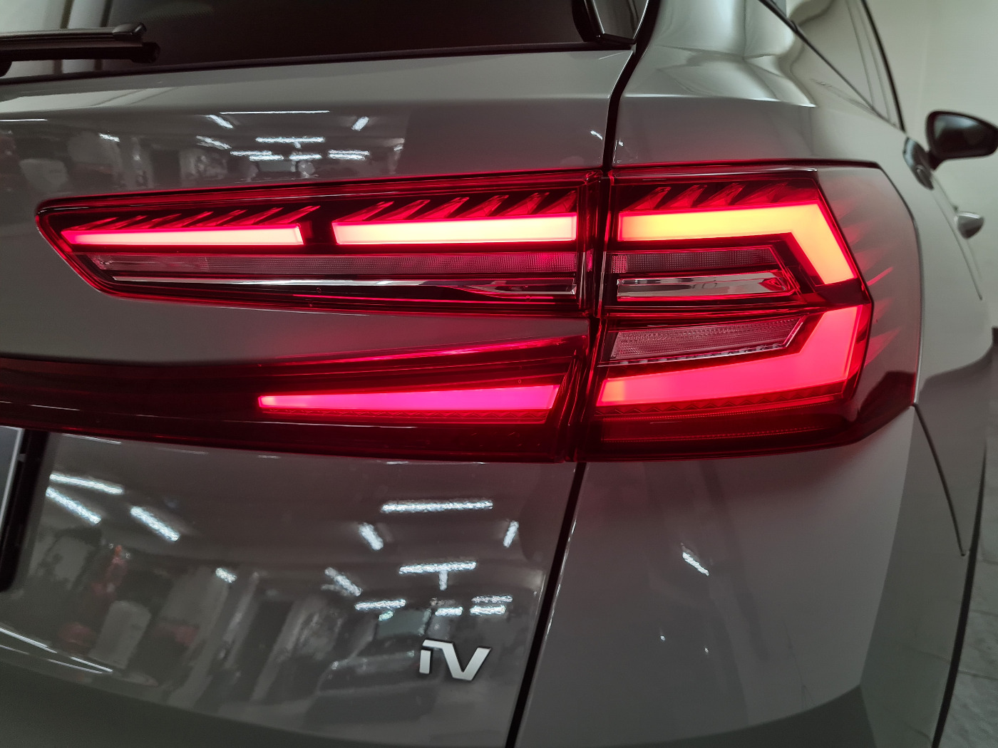 ŠKODA Kodiaq 1.5 TSI Hybrid Selection (12/17)