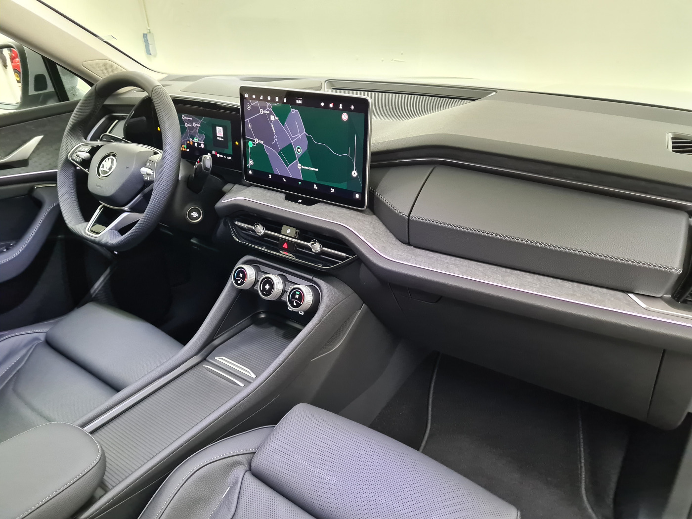 ŠKODA Kodiaq 1.5 TSI Hybrid Selection (17/17)