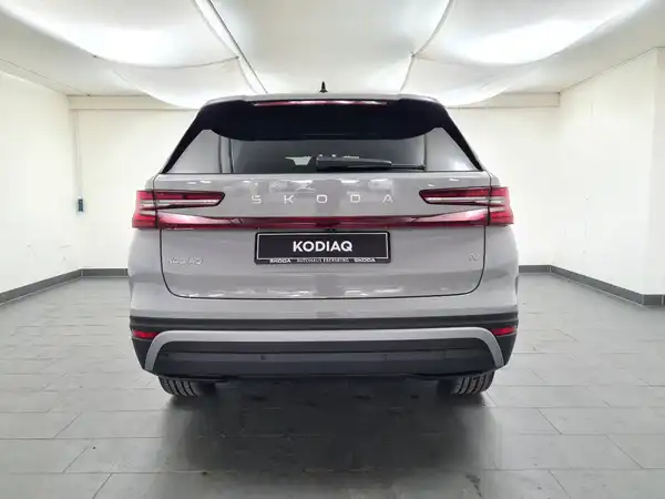 ŠKODA Kodiaq 1.5 TSI Hybrid Selection (5/17)
