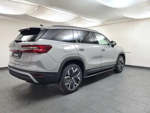 ŠKODA Kodiaq 1.5 TSI Hybrid Selection (6/17)