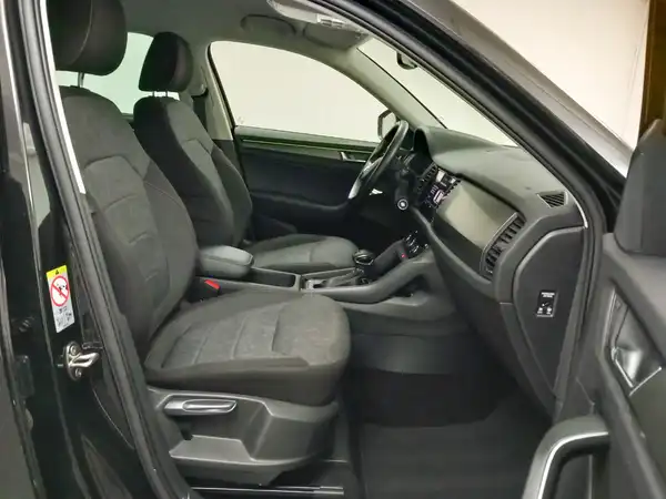 ŠKODA Kodiaq Ambition Clever 2.0 TDI App DCC LM19 230V 360 7Si (18/21)