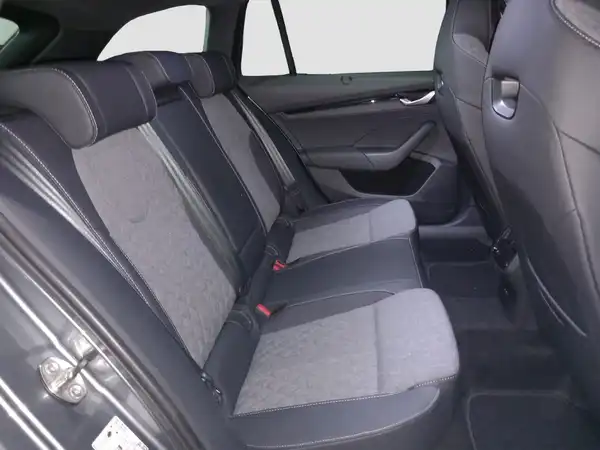 ŠKODA Octavia Combi 2.0 TSI 4x4 Sportline DSG (14/15)