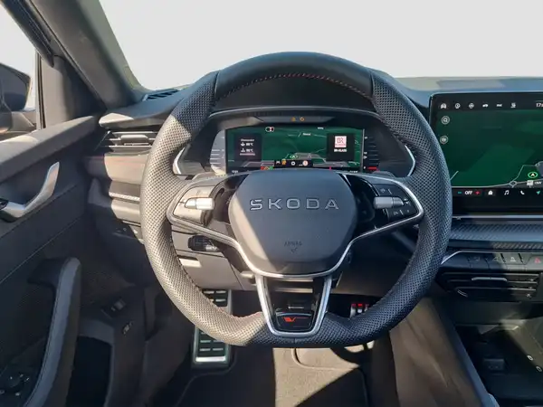 ŠKODA Octavia Combi RS TSI 195 KW DSG (11/17)