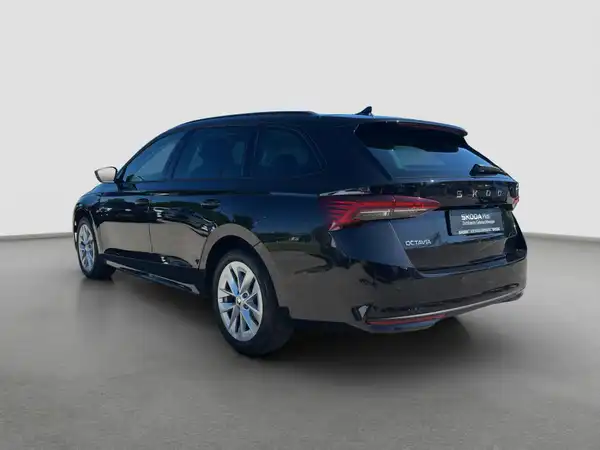ŠKODA Octavia Combi Selection 1.5 TSI AHK Connect Kamera ACC (7/16)