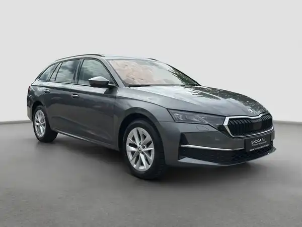 ŠKODA Octavia Combi Select 1.5 TSI Kamera Connect Digital LED Winter (4/16)