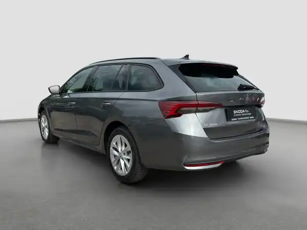 ŠKODA Octavia Combi Select 1.5 TSI Kamera Connect Digital LED Winter (7/16)
