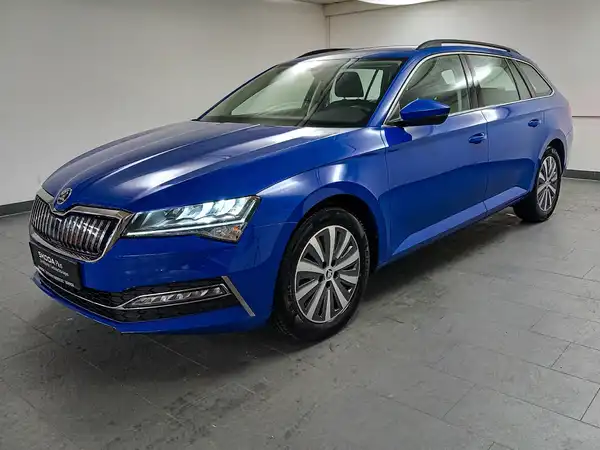 ŠKODA Superb iV Combi Ambition 1.4 eTSI (2/21)