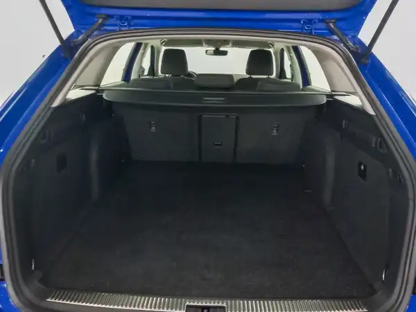 ŠKODA Superb iV Combi Ambition 1.4 eTSI (14/21)