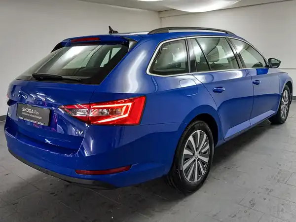 ŠKODA Superb iV Combi Ambition 1.4 eTSI (7/21)