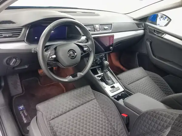ŠKODA Superb iV Combi Ambition 1.4 eTSI (9/21)