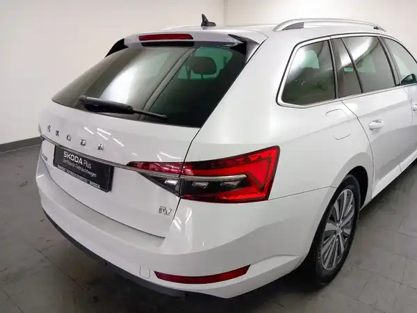 ŠKODA Superb Combi Style 1.4 electric Hybrid virtual ACC Kamera Spur (21/22)