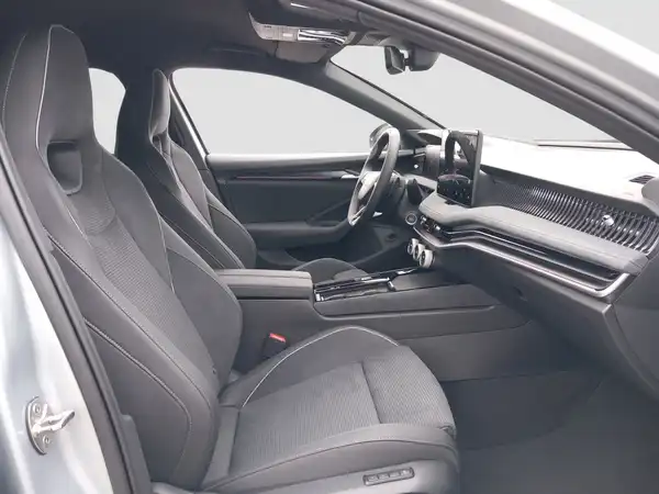 ŠKODA Superb Combi Sportline 2.0 TSI DSG (13/15)