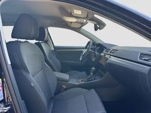 ŠKODA Superb Combi STYLE 2.0 TDI Business Assistenz Nav 360 230V (14/16)