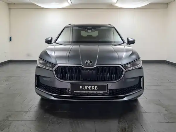 ŠKODA Superb Combi 110kW 1.5 TSI Selection (2/16)