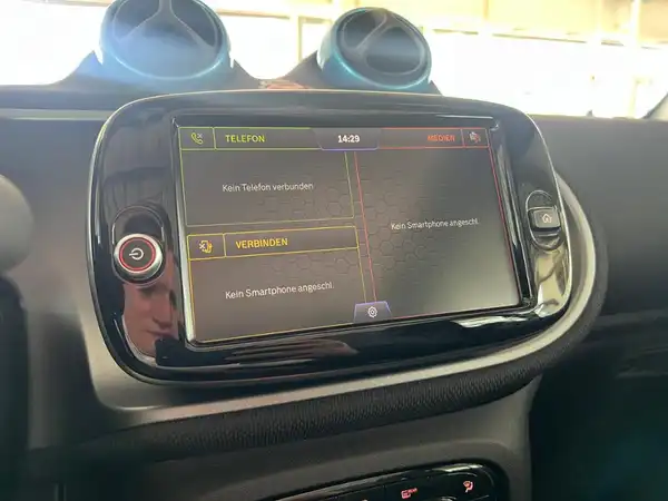 SMART fortwo EQ Cabrio (12/18)