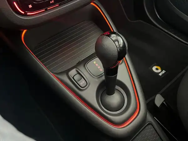 SMART fortwo EQ Cabrio (15/18)