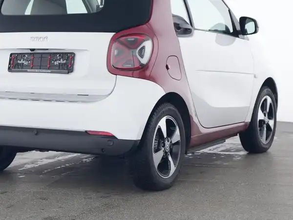 SMART fortwo EQ Cabrio (5/10)