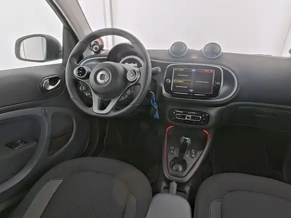 SMART fortwo EQ Cabrio (7/10)