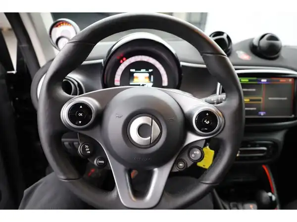 SMART fortwo EQ (13/19)