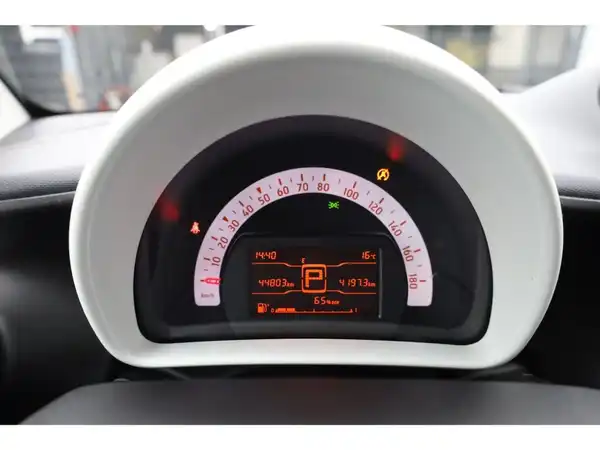 SMART fortwo 66kw (15/22)