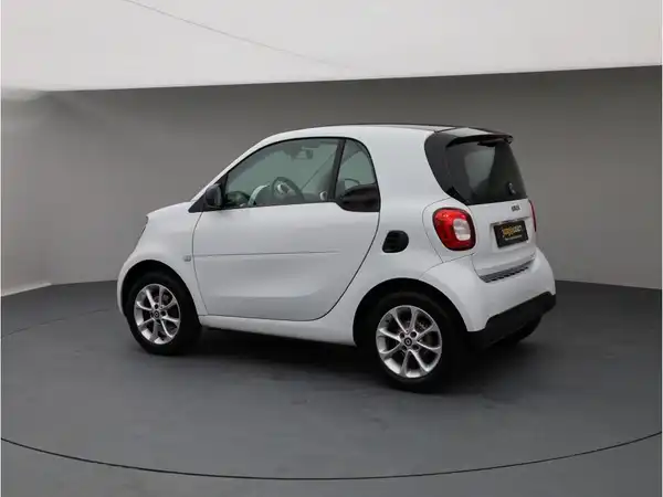 SMART fortwo 66kw (4/22)