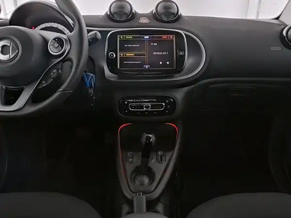 SMART EQ fortwo (6/10)