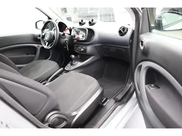SMART smart EQ fortwo (12/20)