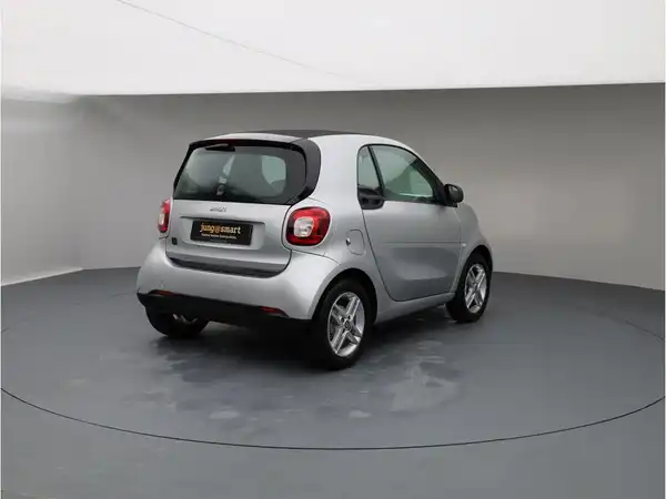 SMART smart EQ fortwo (6/20)