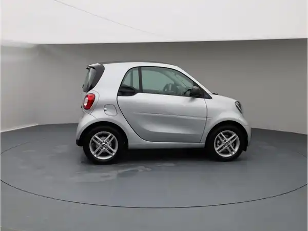 SMART smart EQ fortwo (7/20)