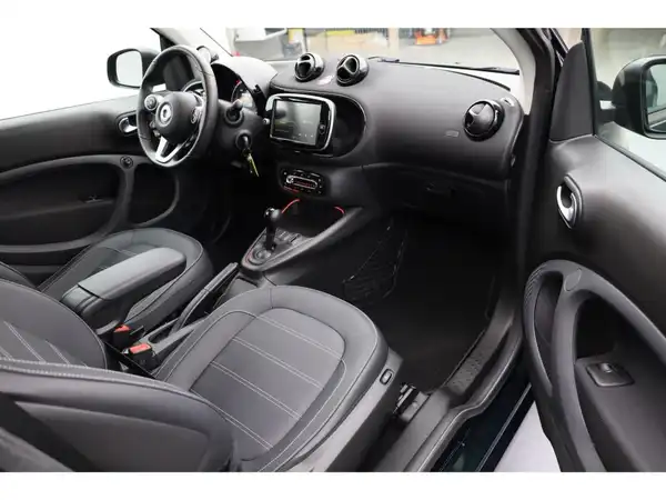 SMART fortwo EQ (12/21)