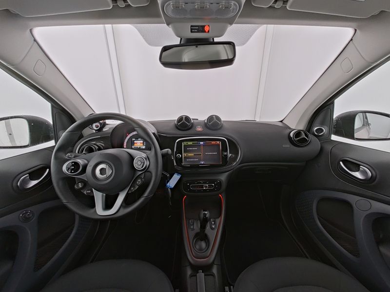 SMART fortwo EQ Cabrio (8/10)