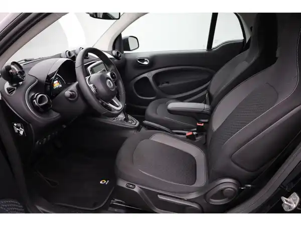 SMART EQ fortwo (14/21)