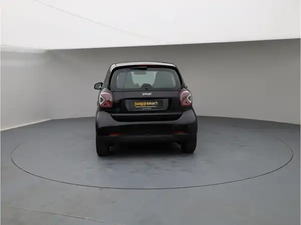 SMART EQ fortwo (4/21)