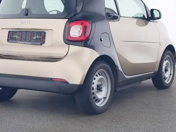 SMART EQ fortwo (5/10)
