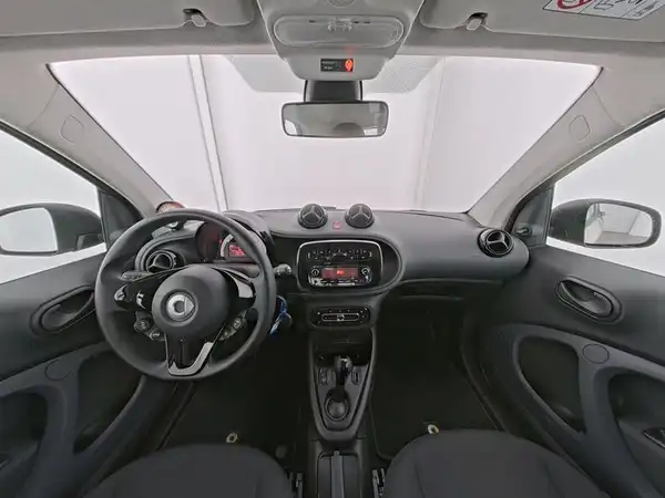 SMART EQ fortwo (8/10)
