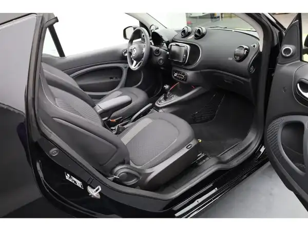 SMART fortwo EQ cabrio (12/21)