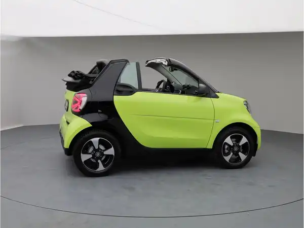 SMART fortwo EQ cabrio (7/21)