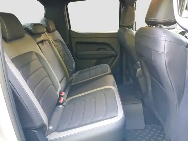 VW Amarok Style DC 3.0 TDI V6 4M (15/16)