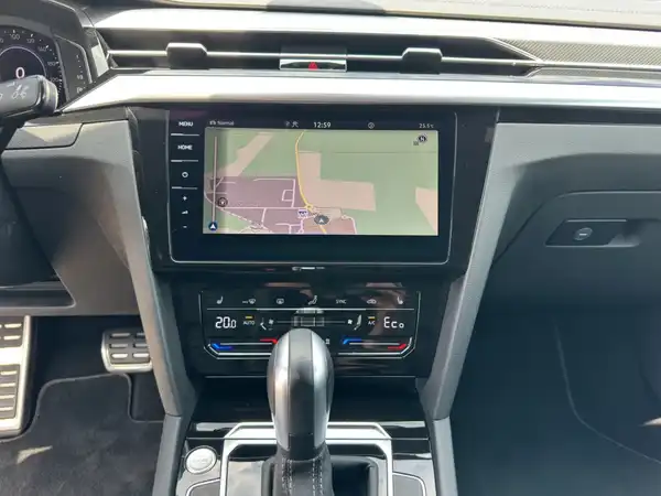 VW Arteon R-Line 1.4 eHybrid ergo DAB MATRX StHzg Park-Lenk (12/16)