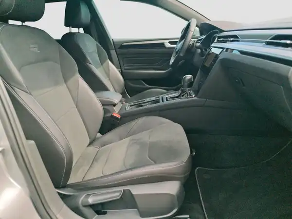VW Arteon Shootingbrake 2.0 TDI 4M Business AHK HUD StHzg Connect (15/17)