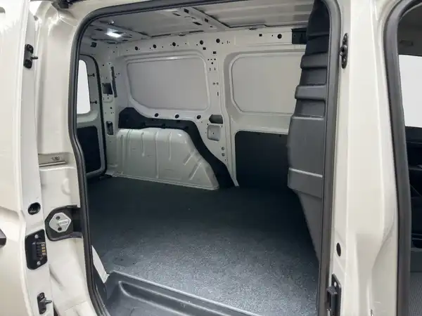 VW Caddy Maxi KA Cargo 2.0 TDI Navi Connect Winter (14/15)