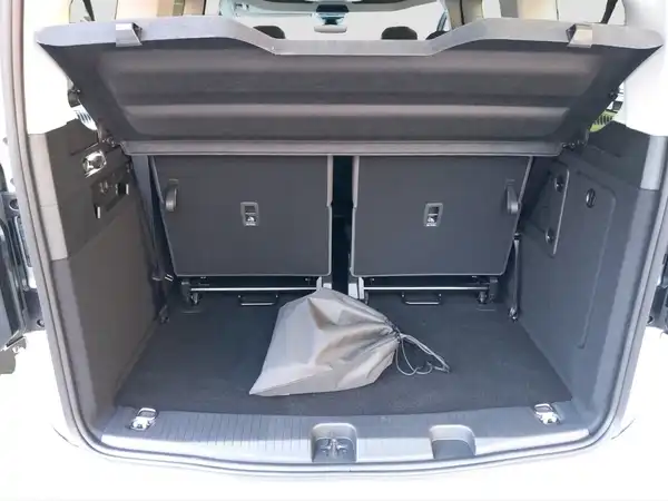 VW Caddy Life Maxi Edition 1.5 eHybrid (13/16)