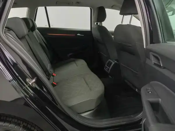 VW Golf VIII Variant 8 Life 2.0 TDI ACC Licht&Sicher Winterpaket (15/20)
