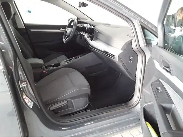 VW Golf VIII Variant 8 MOVE 2.0 TDI 5JGar ACC Navi connect (9/9)