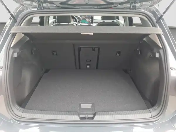 VW Golf Life 1.5 TSI (13/16)