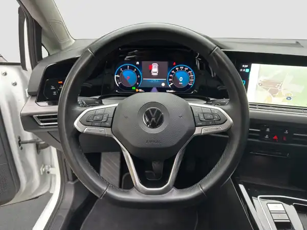 VW Golf Variant Style 2.0 TDI (11/16)