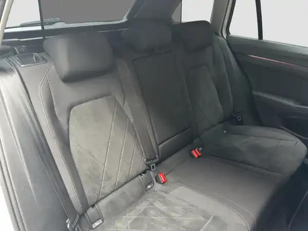 VW Golf Variant Style 2.0 TDI (15/16)
