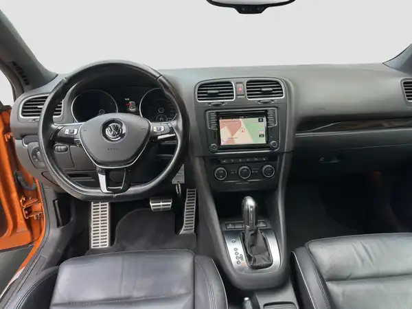 VW Golf Cabriolet Allstar 2.0 TDI Vienna Navi Kamera (10/16)