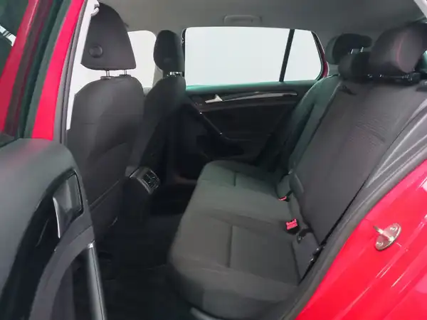 VW Golf VII SOUND 1.4 TSI App ACC Spiegel+ Navi Park-Lenk (11/21)