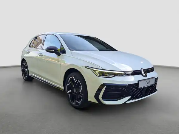 VW Golf R-Line 1.5 e TSI (4/16)